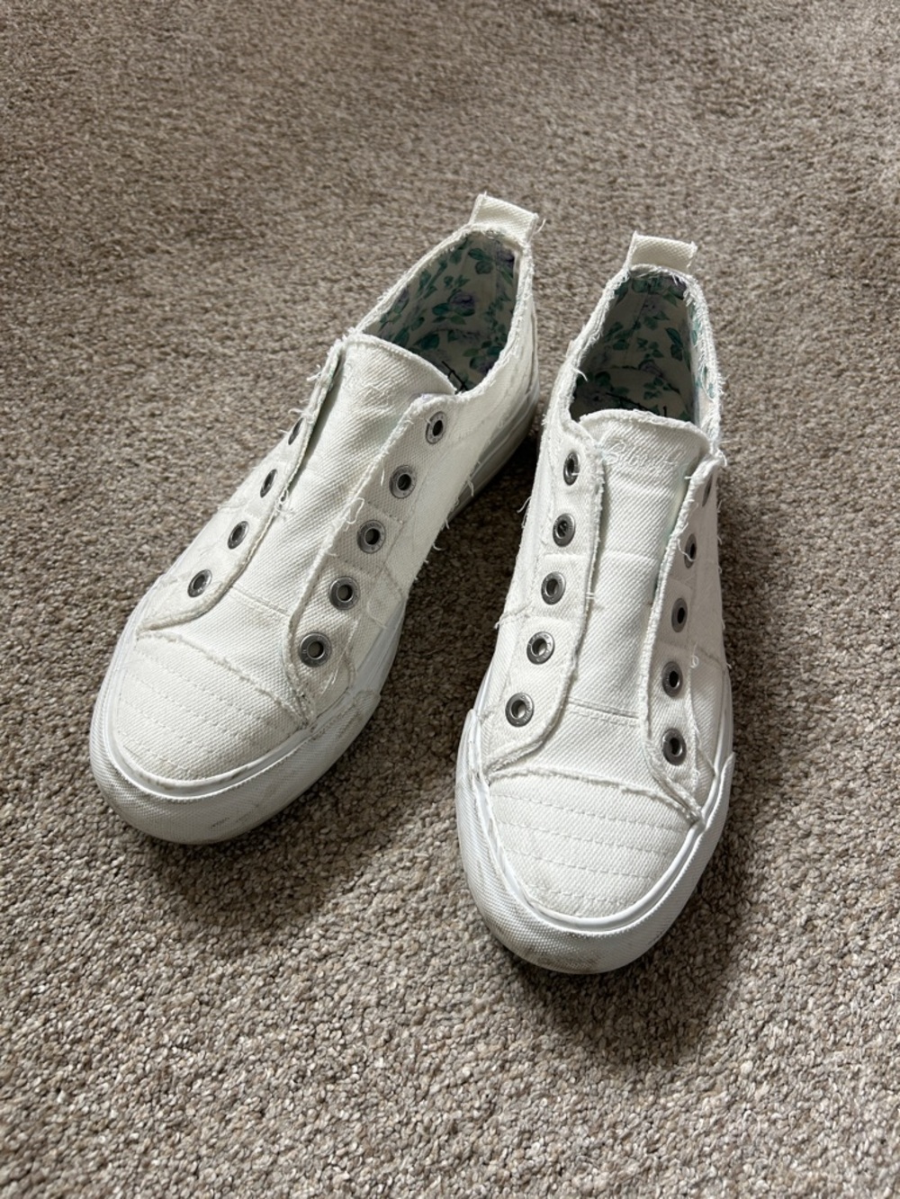 Blowfish White Slip-On Canvas Sneakers with Floral Lining